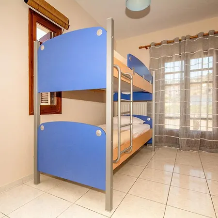 Strevagio Family House *